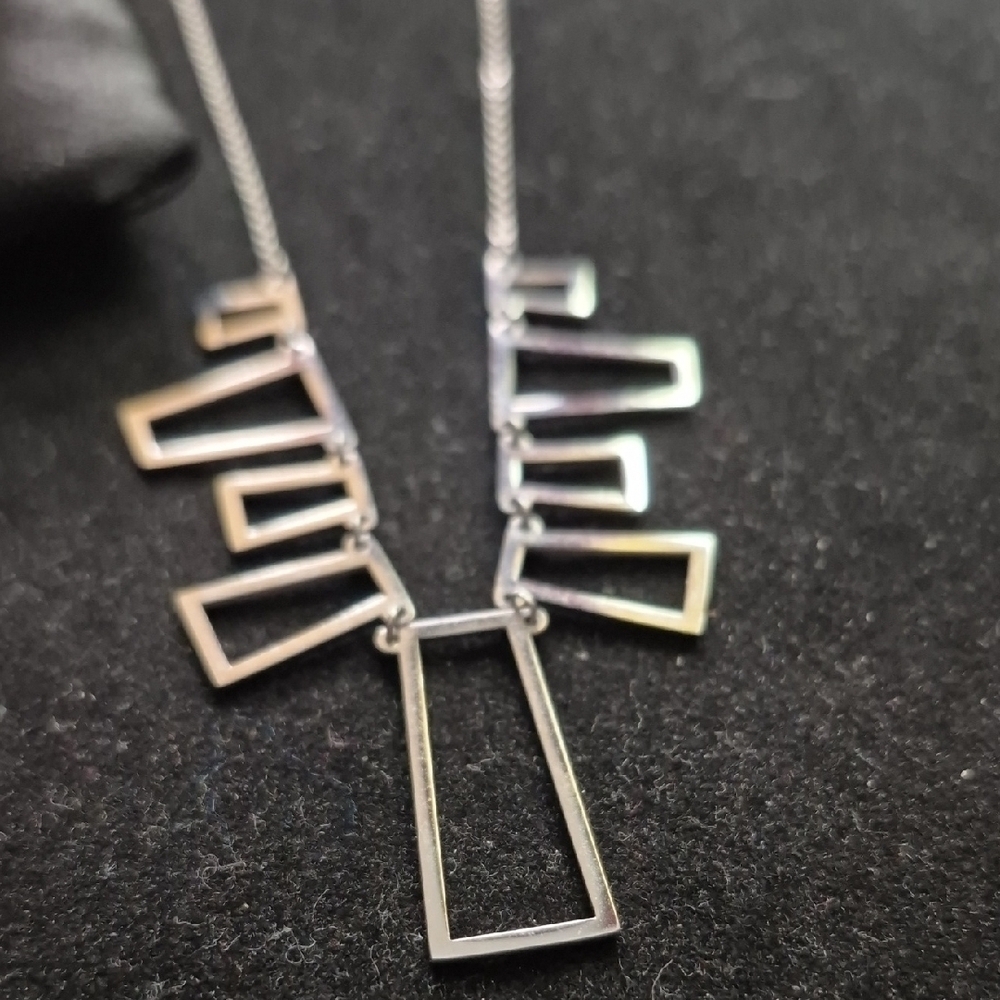 Tocara Silver Stainless Geometric Necklace (J62) - Picture 2 of 6